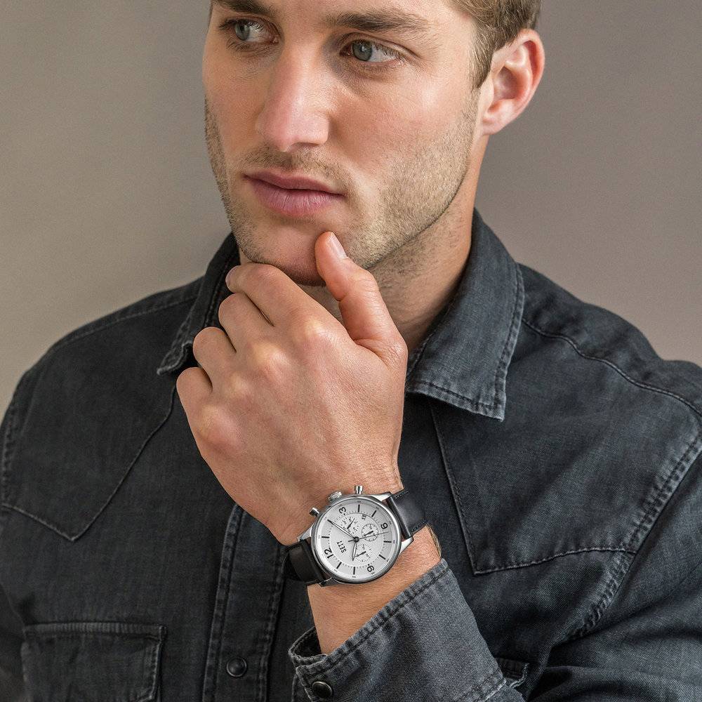 Monaco Black & White Leather Chrono-8 product photo